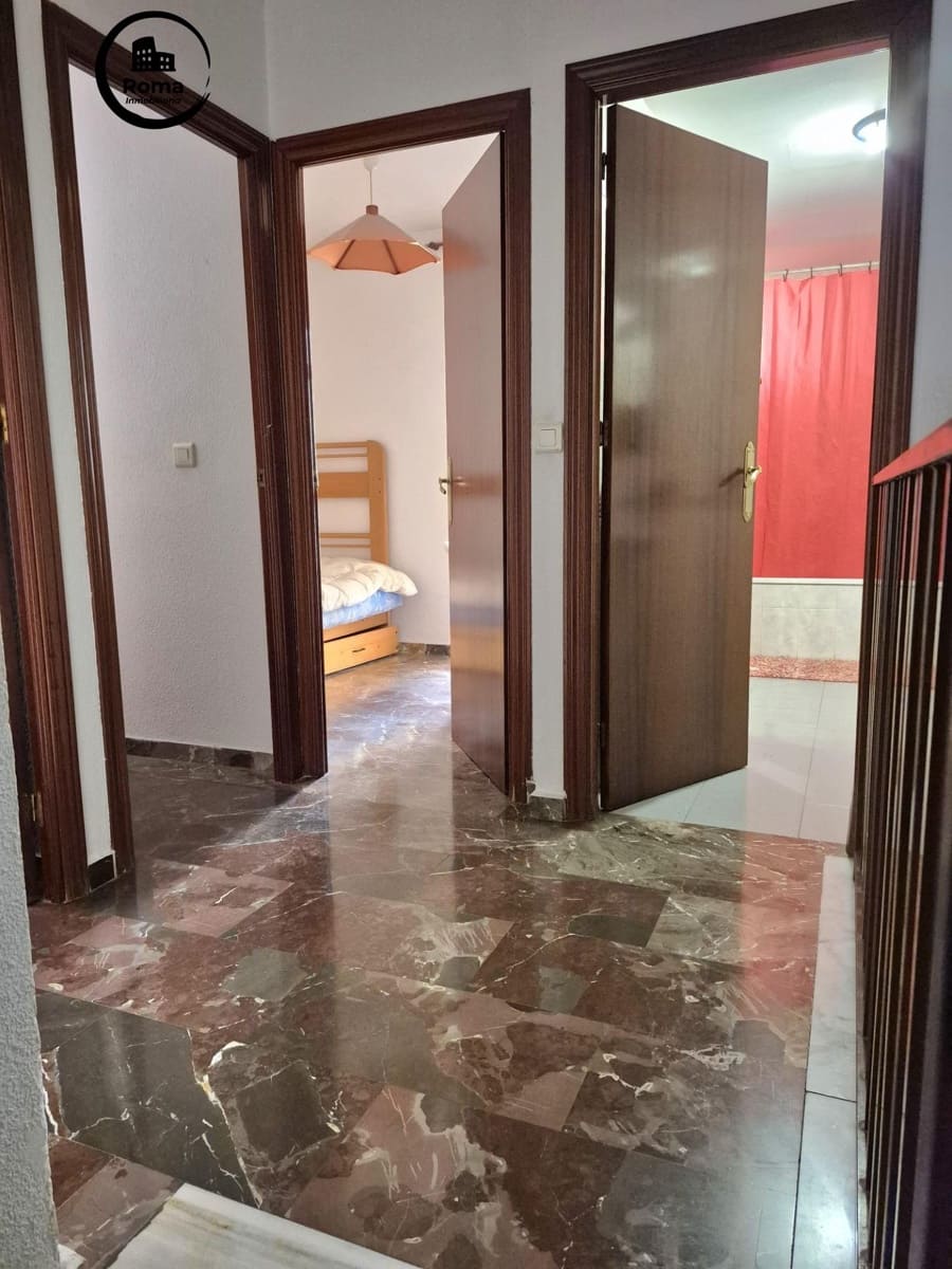 4 soverom Leilighet til salgs i Granada by med garasje - € 218 000 (Ref: 9656211)