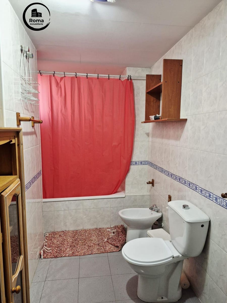 4 soverom Leilighet til salgs i Granada by med garasje - € 218 000 (Ref: 9656211)