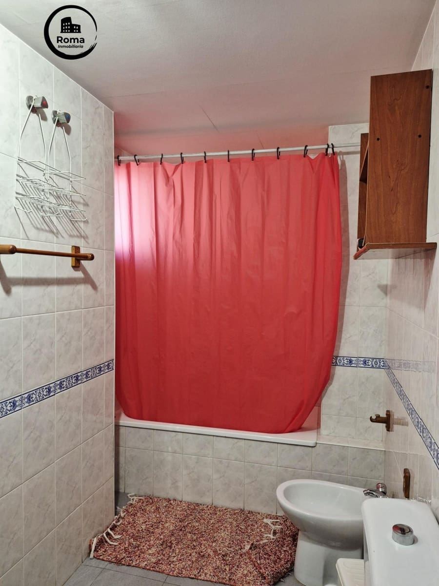 4 soverom Leilighet til salgs i Granada by med garasje - € 218 000 (Ref: 9656211)