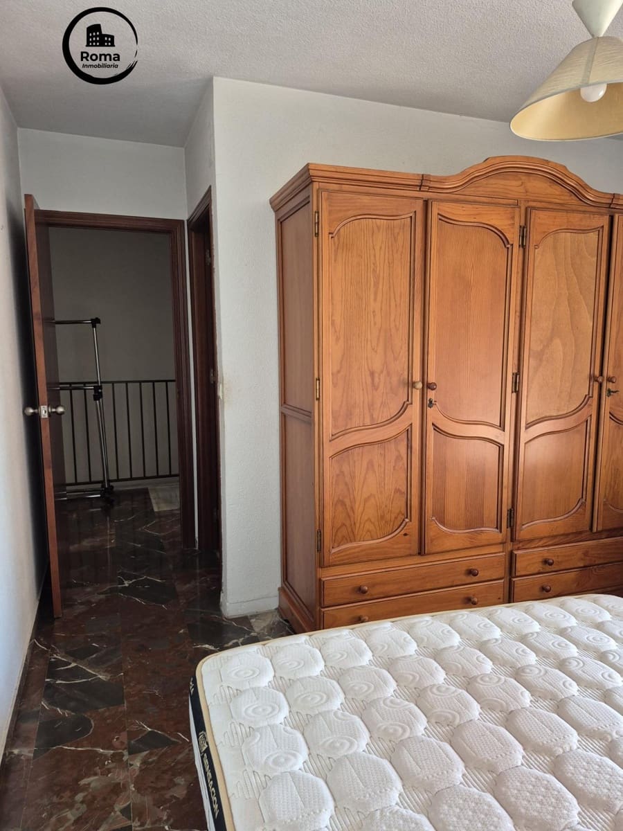 4 soverom Leilighet til salgs i Granada by med garasje - € 218 000 (Ref: 9656211)