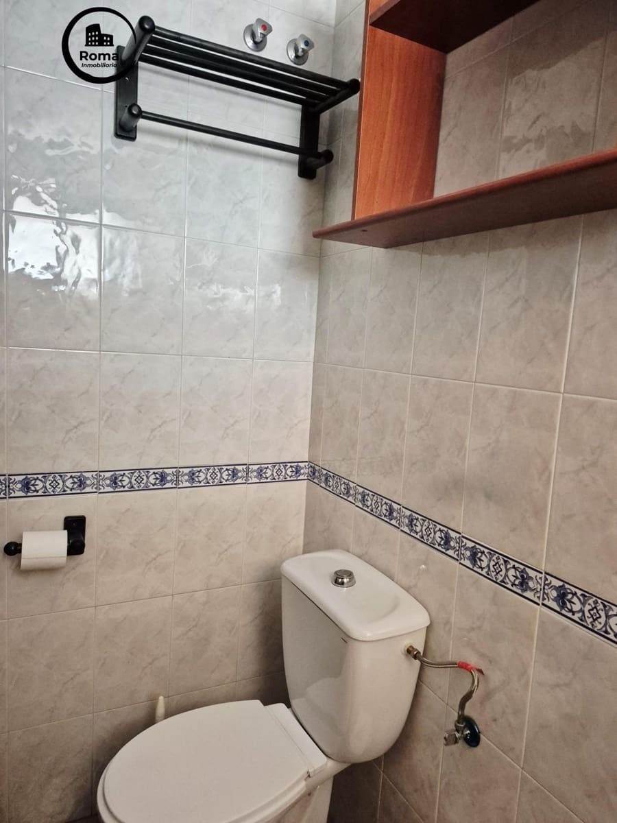 4 soverom Leilighet til salgs i Granada by med garasje - € 218 000 (Ref: 9656211)