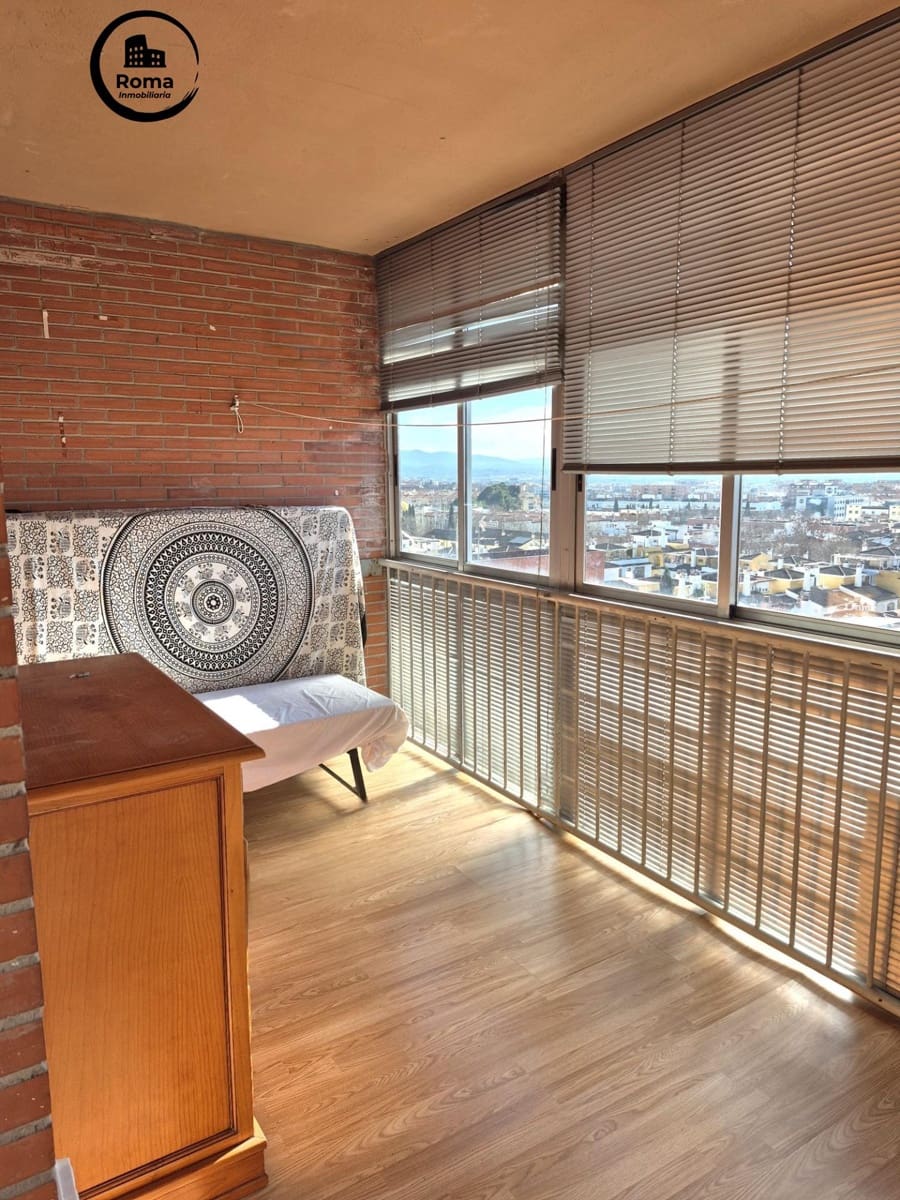 4 soverom Leilighet til salgs i Granada by med garasje - € 218 000 (Ref: 9656211)