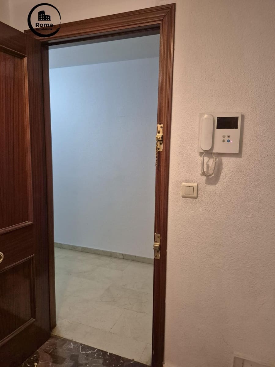 4 soverom Leilighet til salgs i Granada by med garasje - € 218 000 (Ref: 9656211)