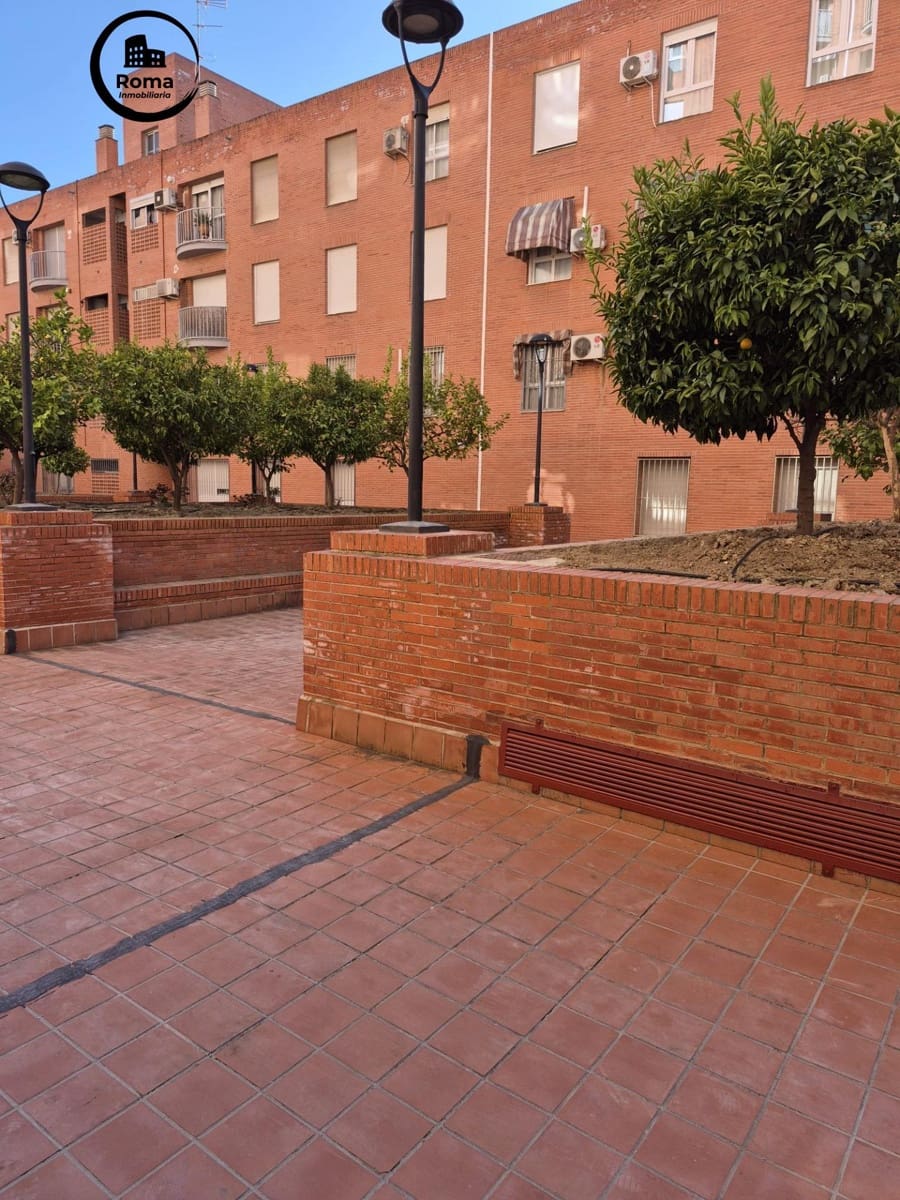 4 soverom Leilighet til salgs i Granada by med garasje - € 218 000 (Ref: 9656211)