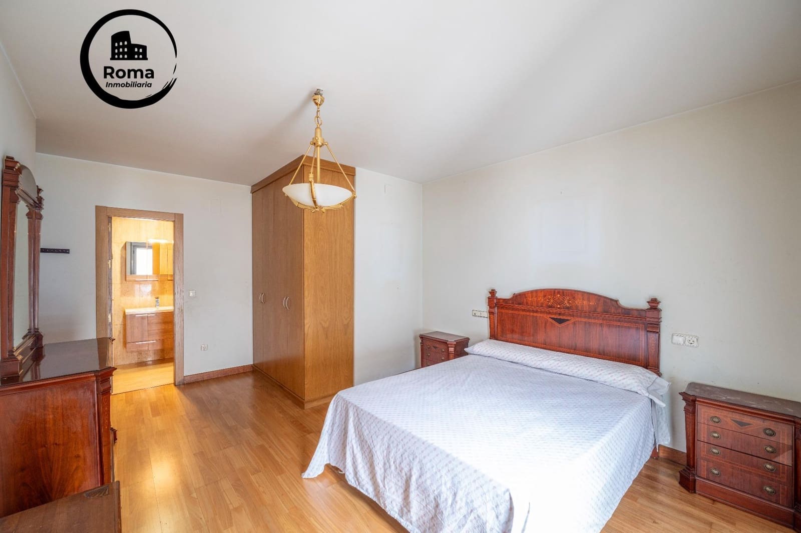 5 slaapkamer Flat te koop in Granada stad met garage - € 358.000 (Ref: 9656217)