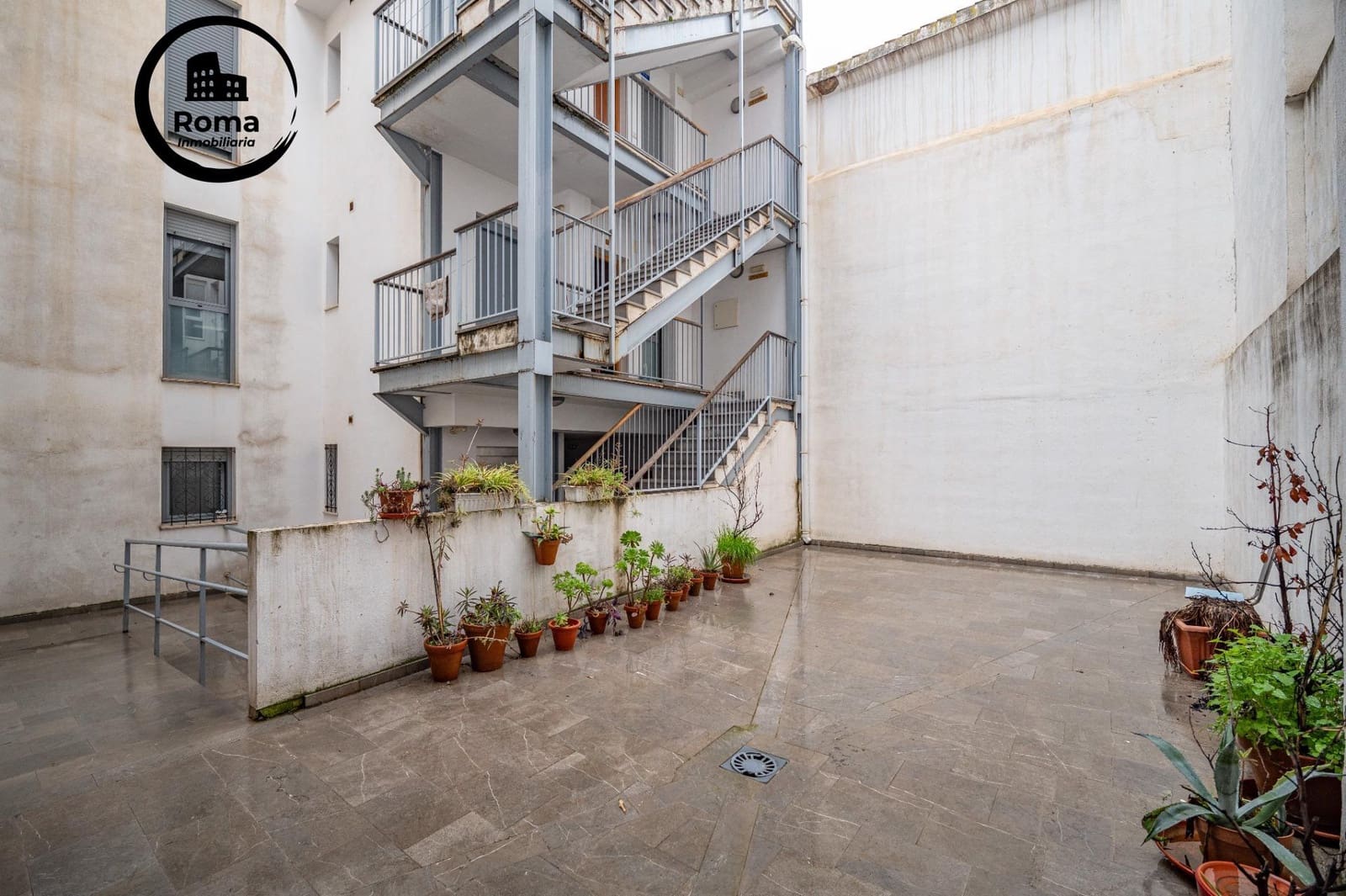 5 slaapkamer Flat te koop in Granada stad met garage - € 358.000 (Ref: 9656217)