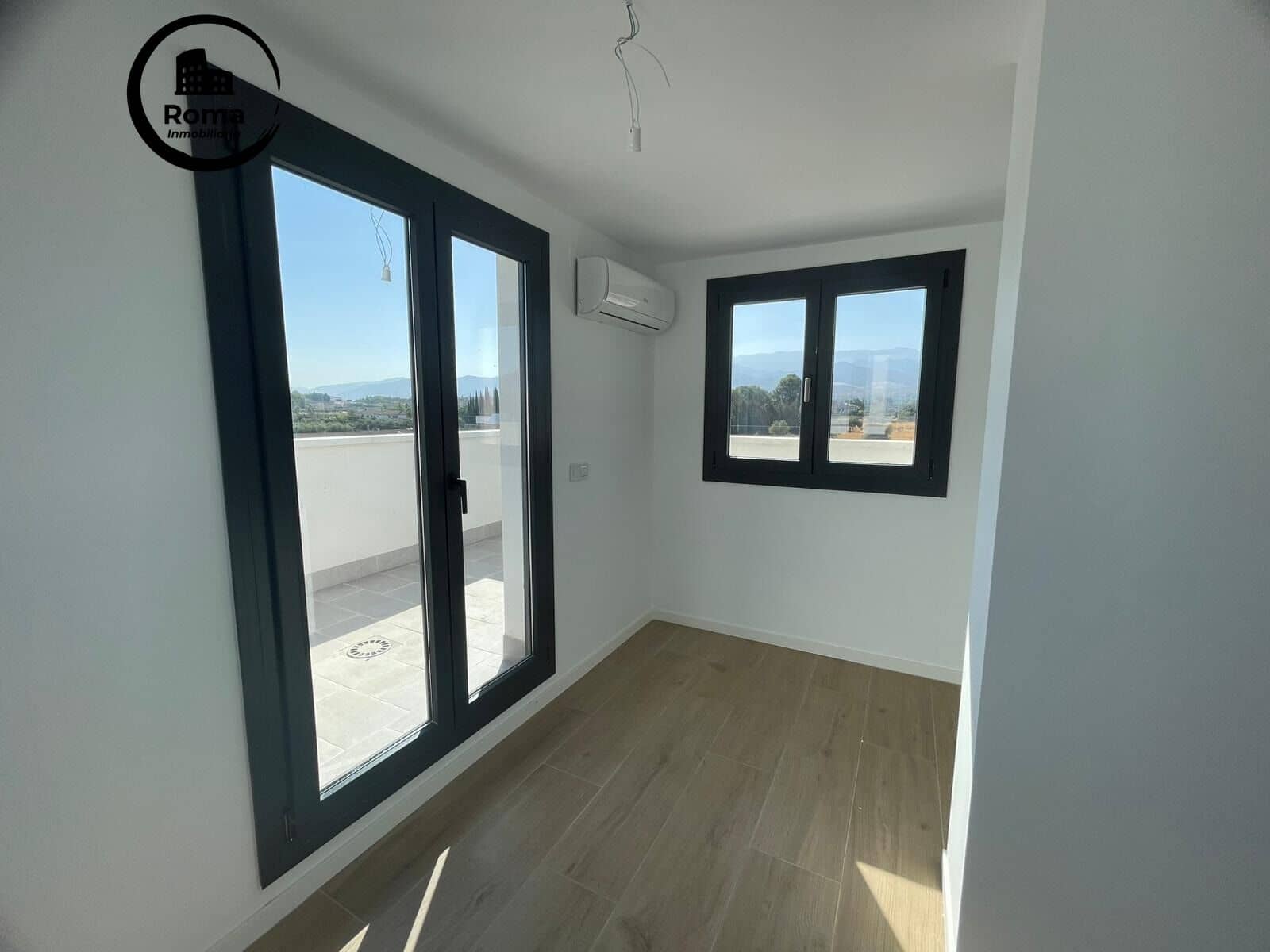 5 soveværelse Villa til salg i Alhendin med swimmingpool garage - € 450.000 (Ref: 9656219)