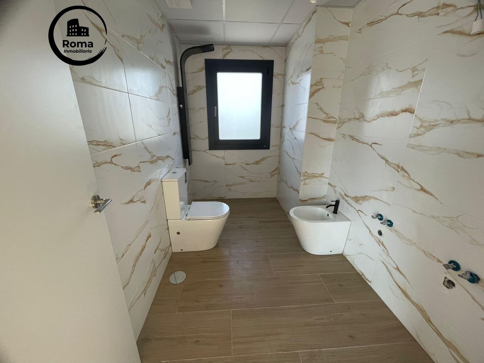 5 soveværelse Villa til salg i Alhendin med swimmingpool garage - € 450.000 (Ref: 9656219)