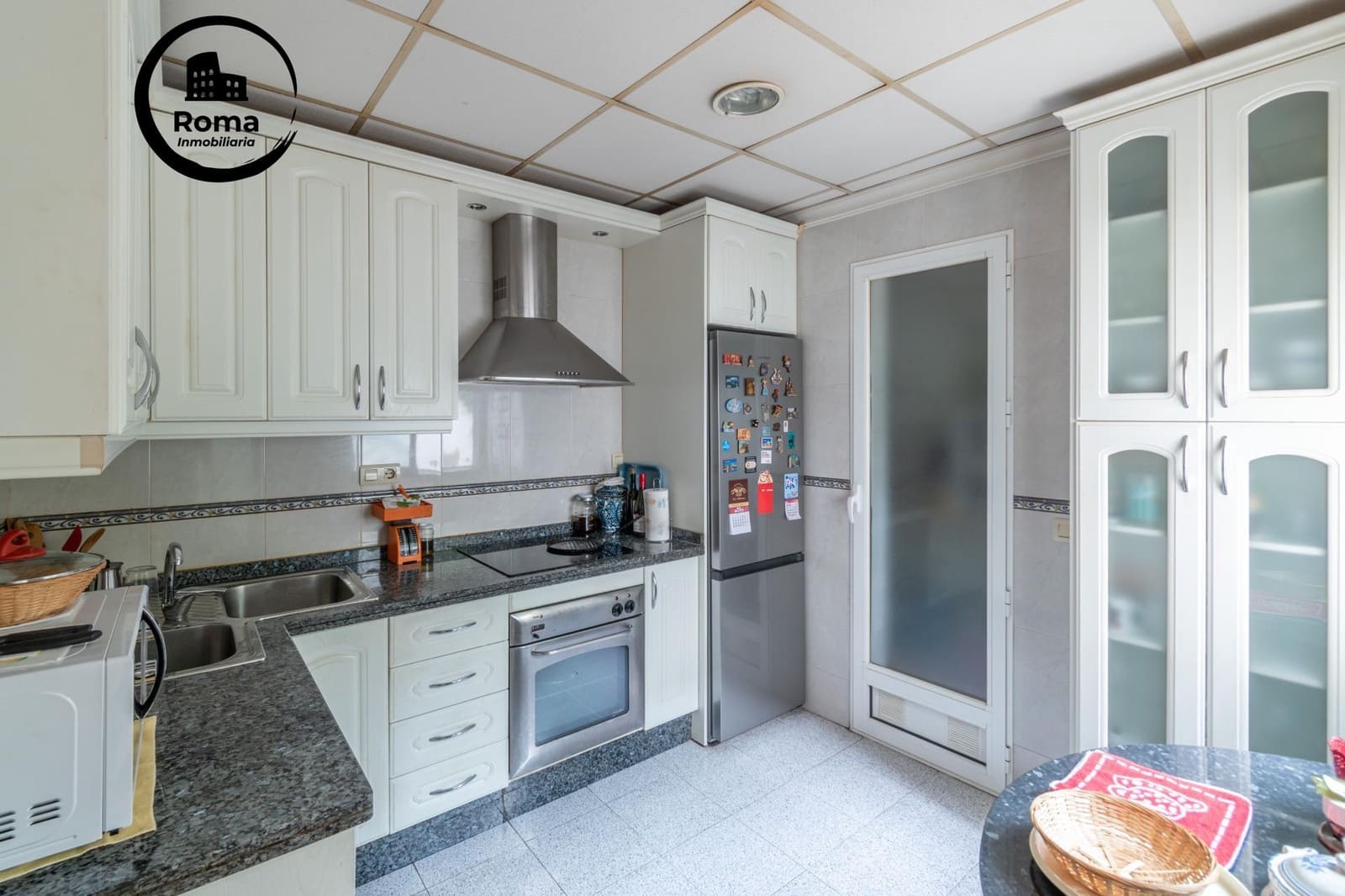 3 bedroom Terraced Villa for sale in La Zubia with garage - € 220,000 (Ref: 9656220)