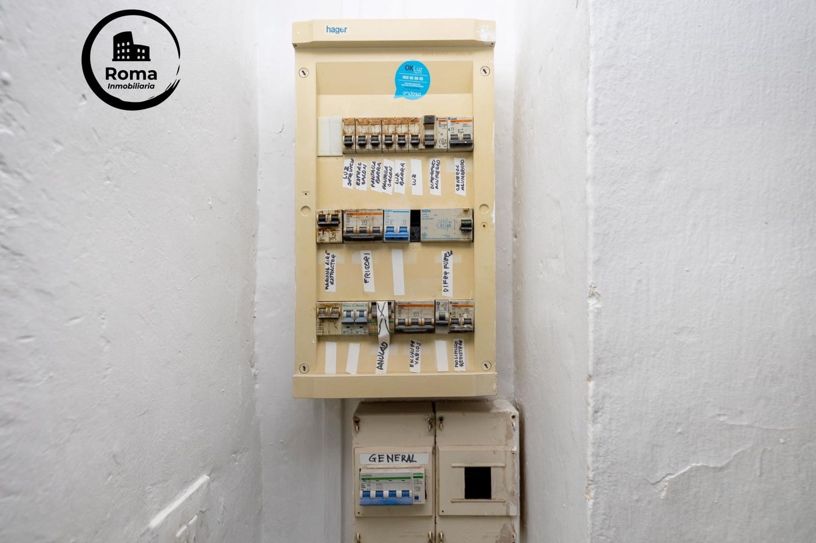 Commercieel te koop in Granada stad - € 95.000 (Ref: 9663858)