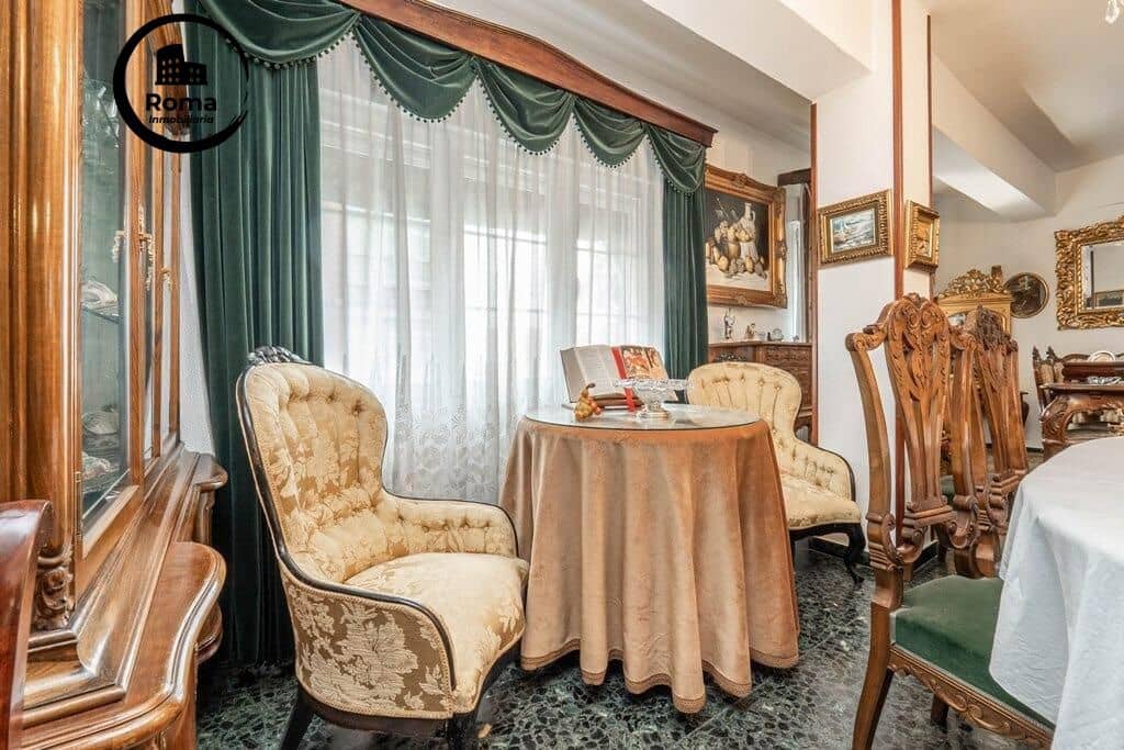 Piso de 4 habitaciones en Granada ciudad en venta con garaje - 410.000 € (Ref: 9663861)