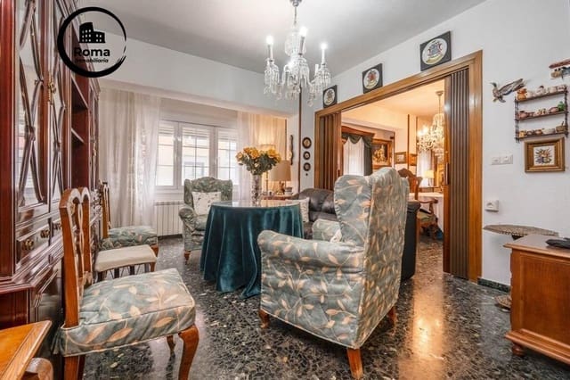 4 quarto Apartamento para venda em Centro - Sagrario, Granada cidade com garagem - 410 000 € (Ref: 9663861)