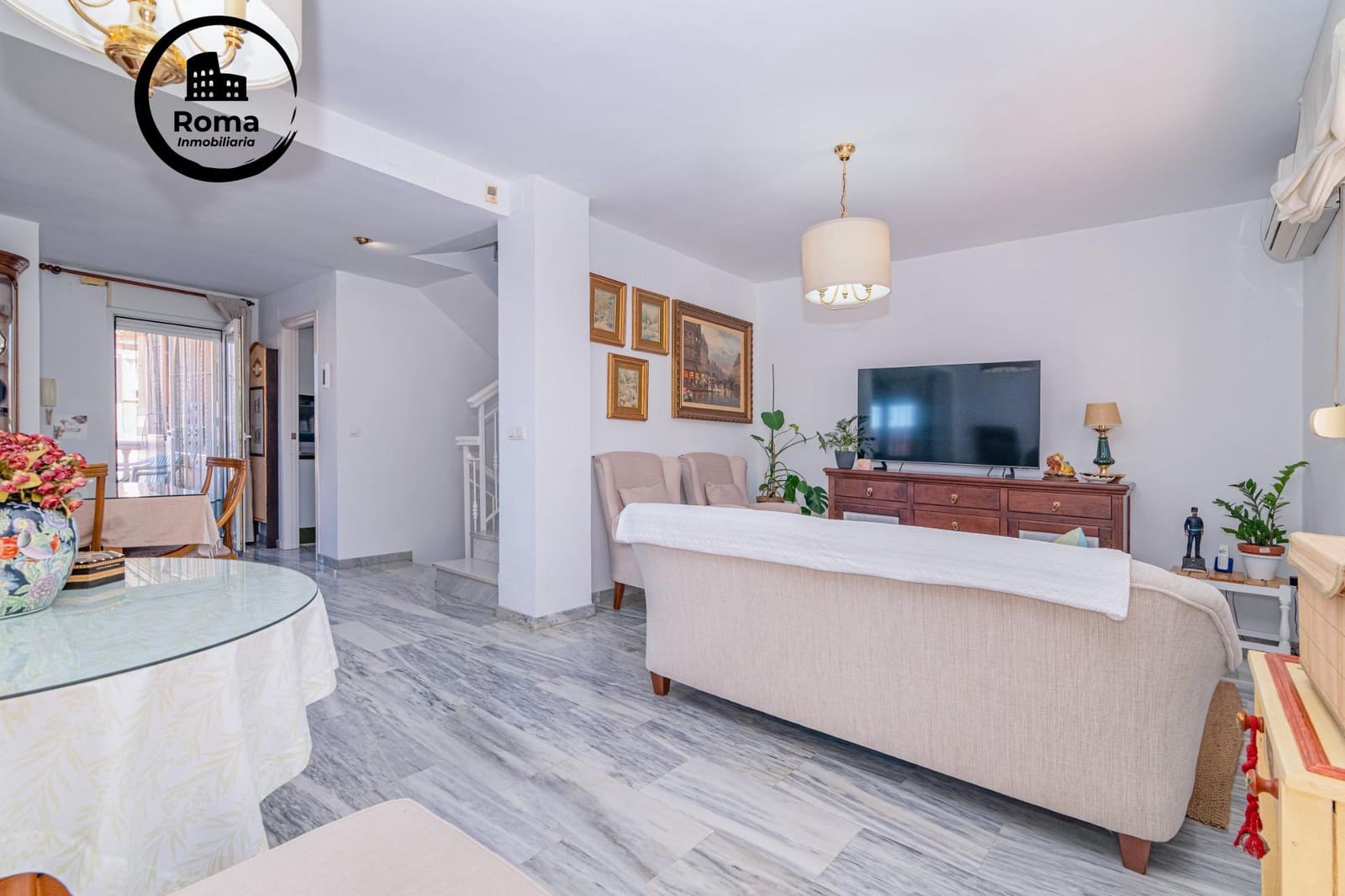 5 bedroom Villa for sale in Jun with pool garage - € 279,900 (Ref: 9663891)