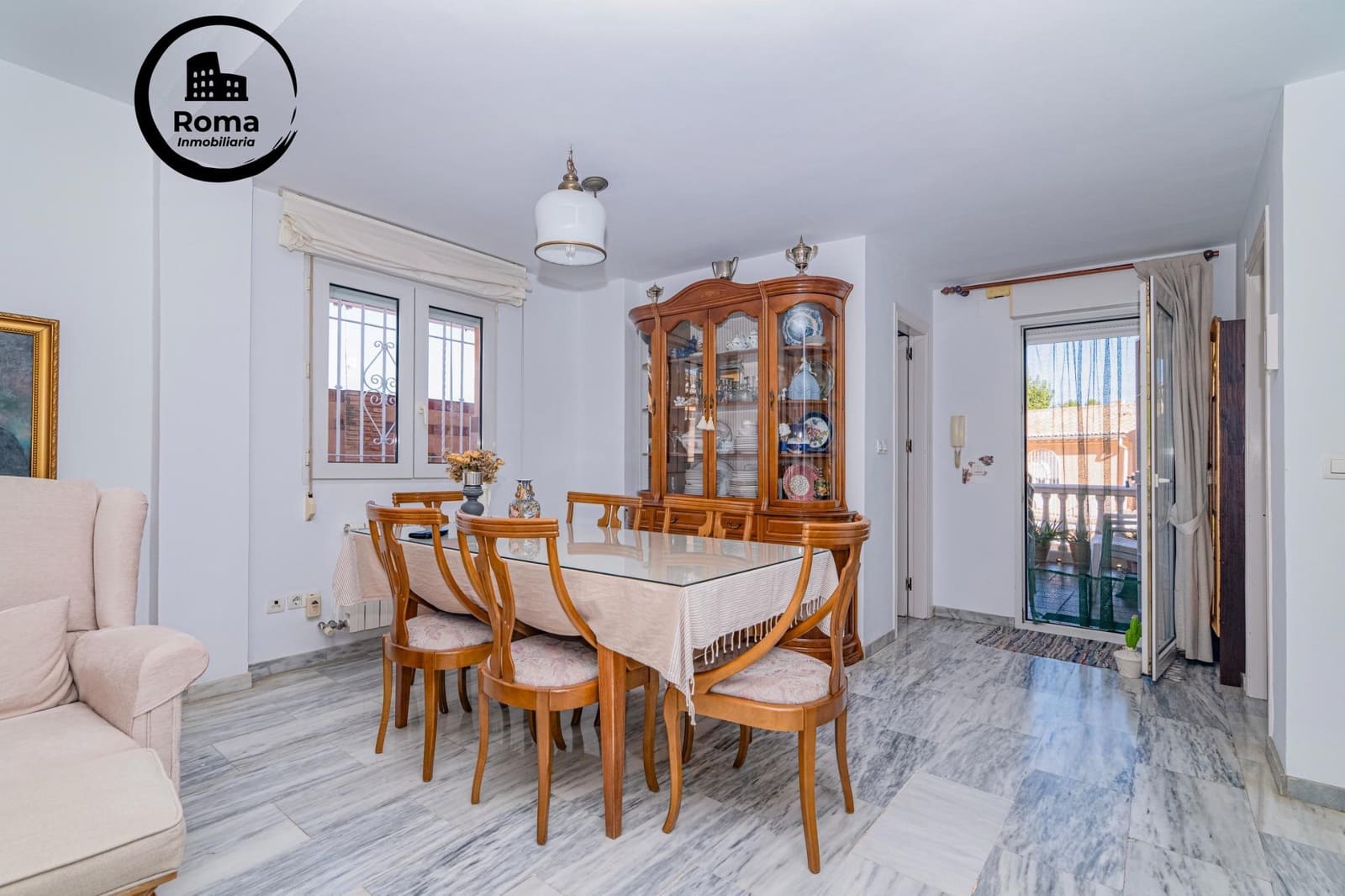 5 bedroom Villa for sale in Jun with pool garage - € 279,900 (Ref: 9663891)