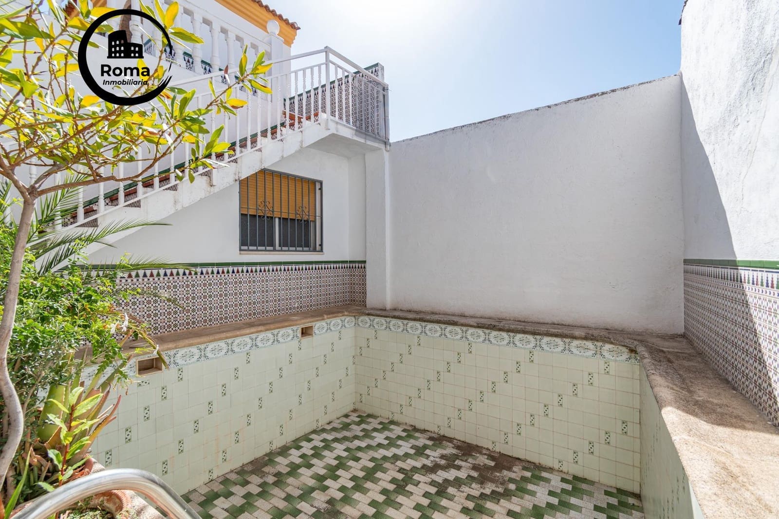 4 soveværelse Byhus til salg i Atarfe med swimmingpool - € 280.000 (Ref: 9663892)