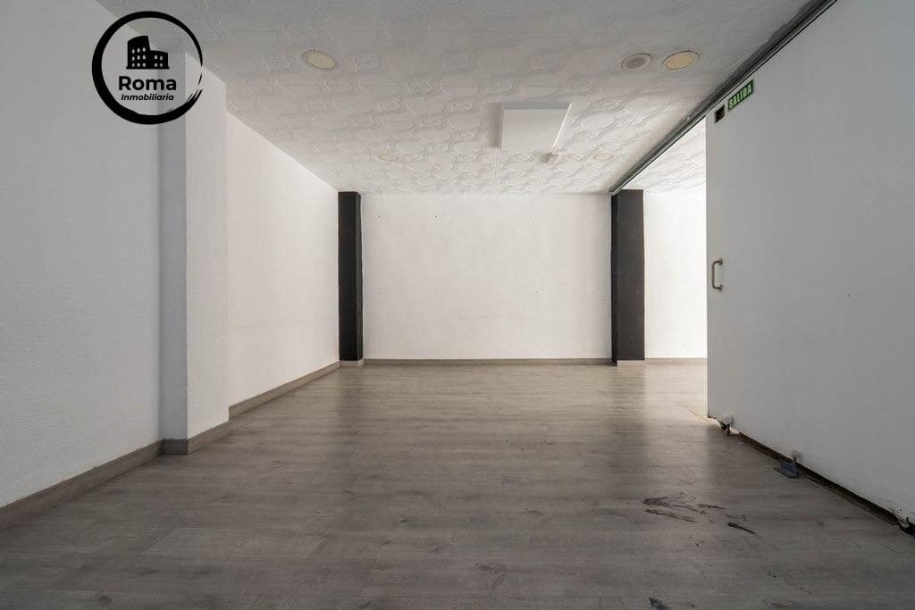 Commerciale in vendita in Granada citta - 235.000 € (Rif: 9666703)