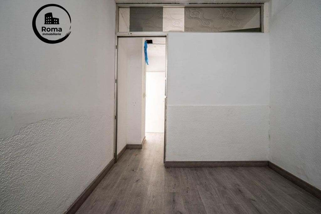 Commerciale in vendita in Granada citta - 235.000 € (Rif: 9666703)