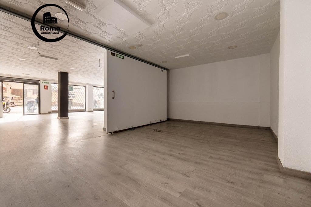 Commerciale in vendita in Granada citta - 235.000 € (Rif: 9666703)