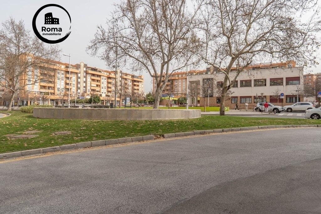 Commerciale in vendita in Granada citta - 235.000 € (Rif: 9666703)