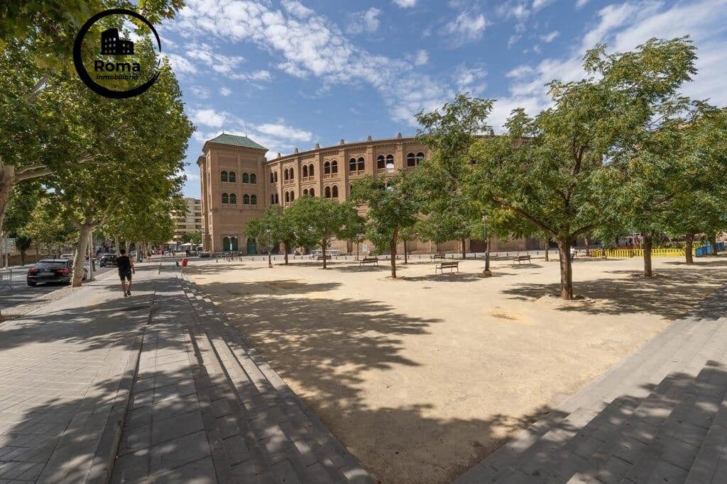 Commerciale in vendita in Granada citta - 235.000 € (Rif: 9666703)