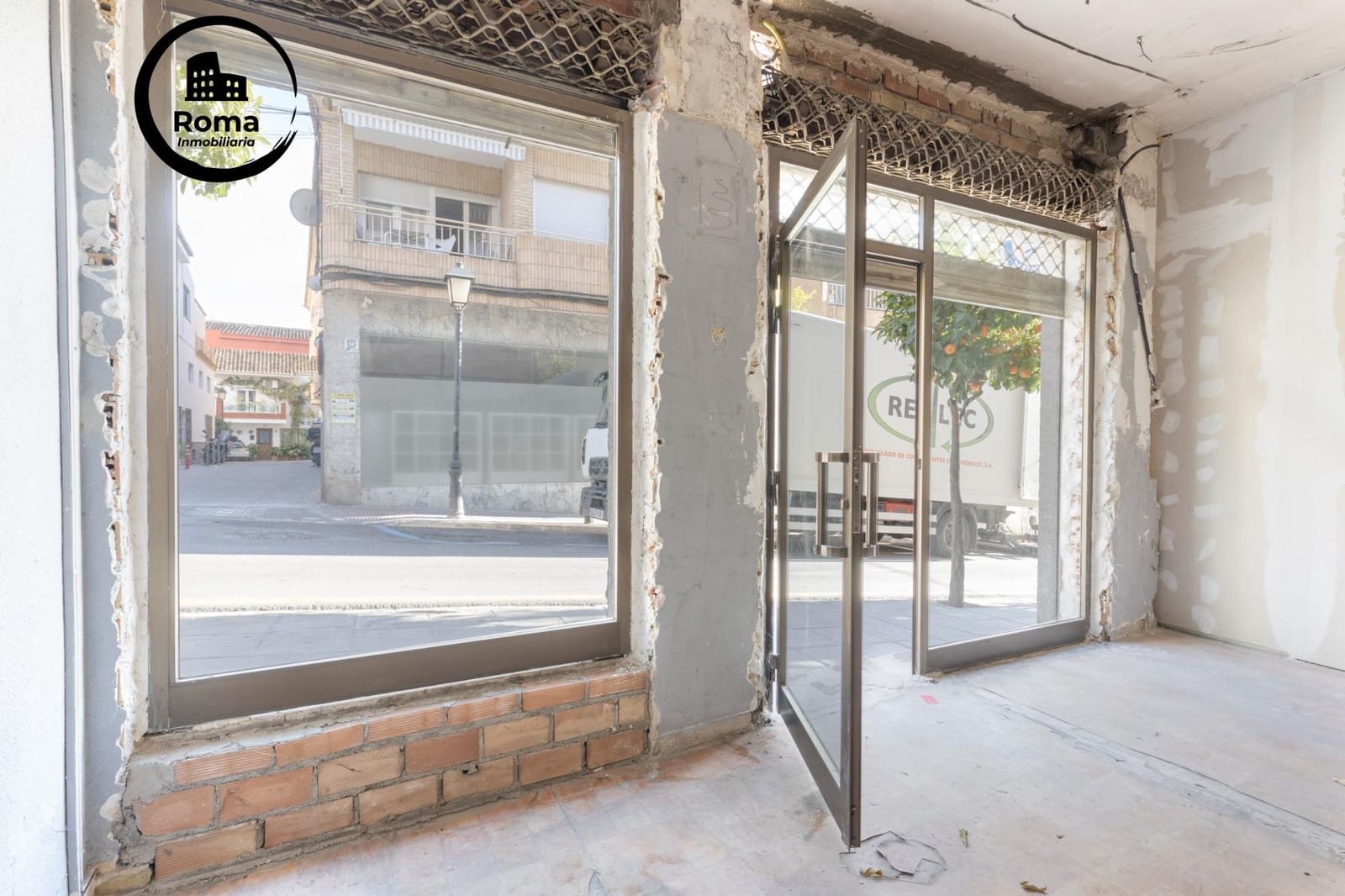 Kommersiell til salgs i Huetor Vega - € 79 000 (Ref: 9666705)