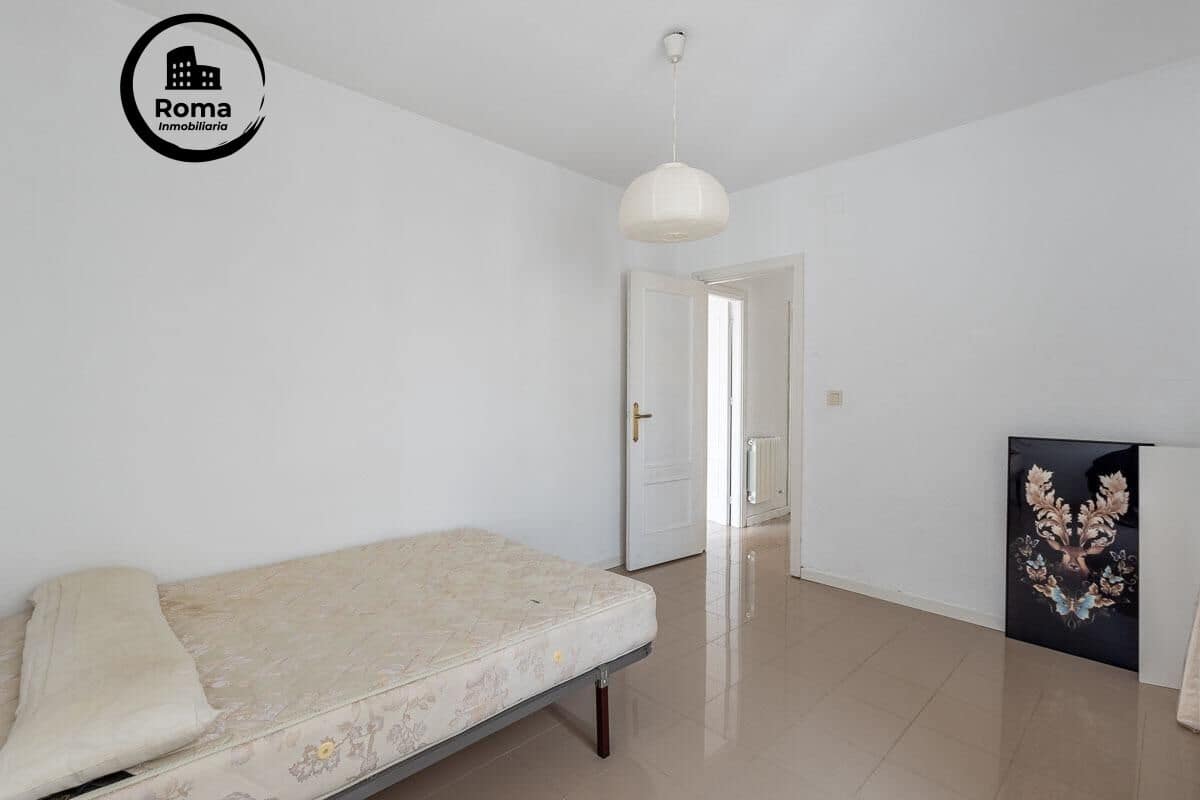 4 slaapkamer Rijtjeshuis te koop in La Zubia met garage - € 220.000 (Ref: 9666708)