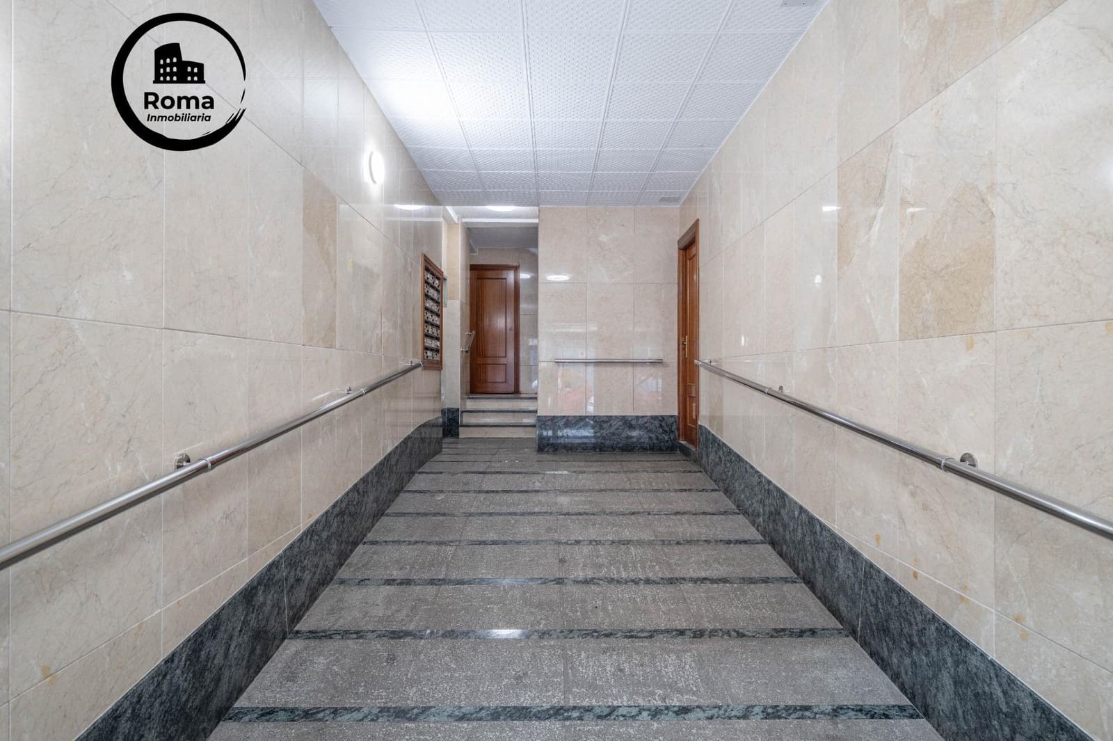 3 sovrum Lägenhet till salu i Granada stad - 238 000 € (Ref: 9666709)