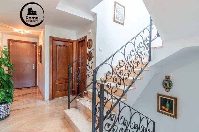 5 sovrum Semi-fristående Villa till salu i Carretera de la Sierra, Granada stad med pool garage - 410 000 € (Ref: 9666712)