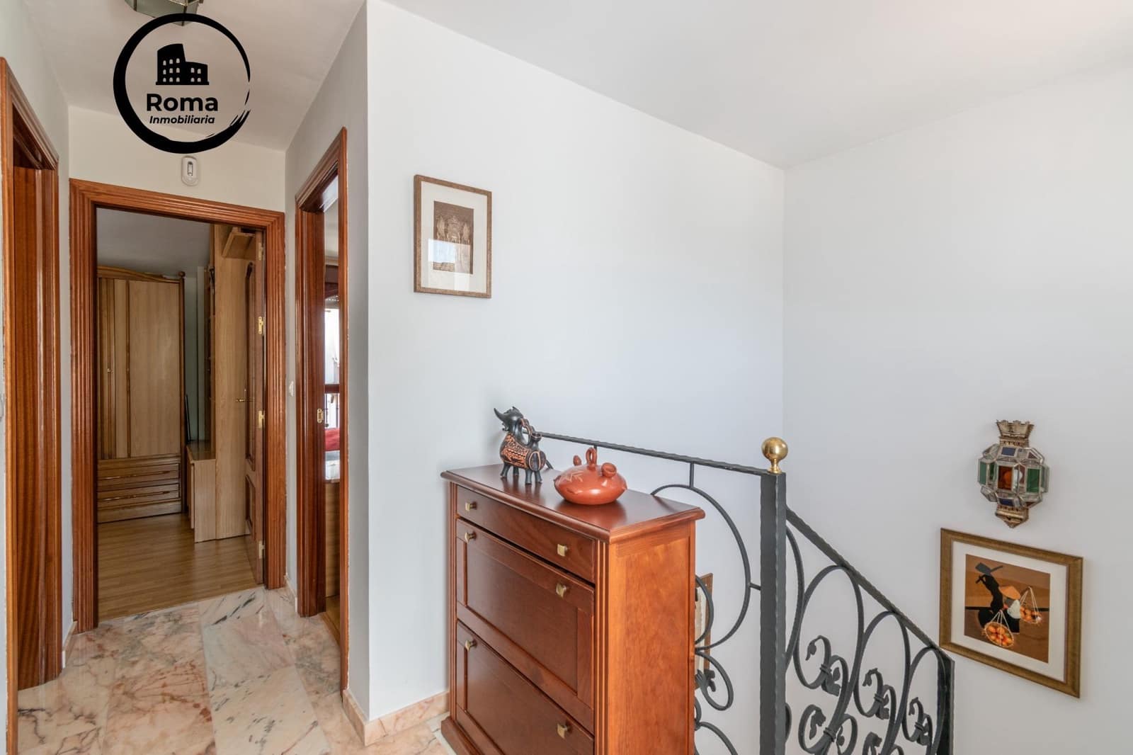 5 slaapkamer Halfvrijstaande villa te koop in Granada stad met zwembad garage - € 410.000 (Ref: 9666712)