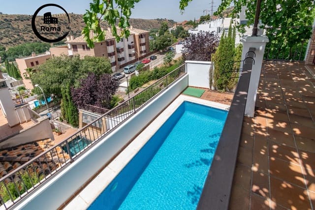 5 sovrum Semi-fristående Villa till salu i Carretera de la Sierra, Granada stad med pool garage - 410 000 € (Ref: 9666712)