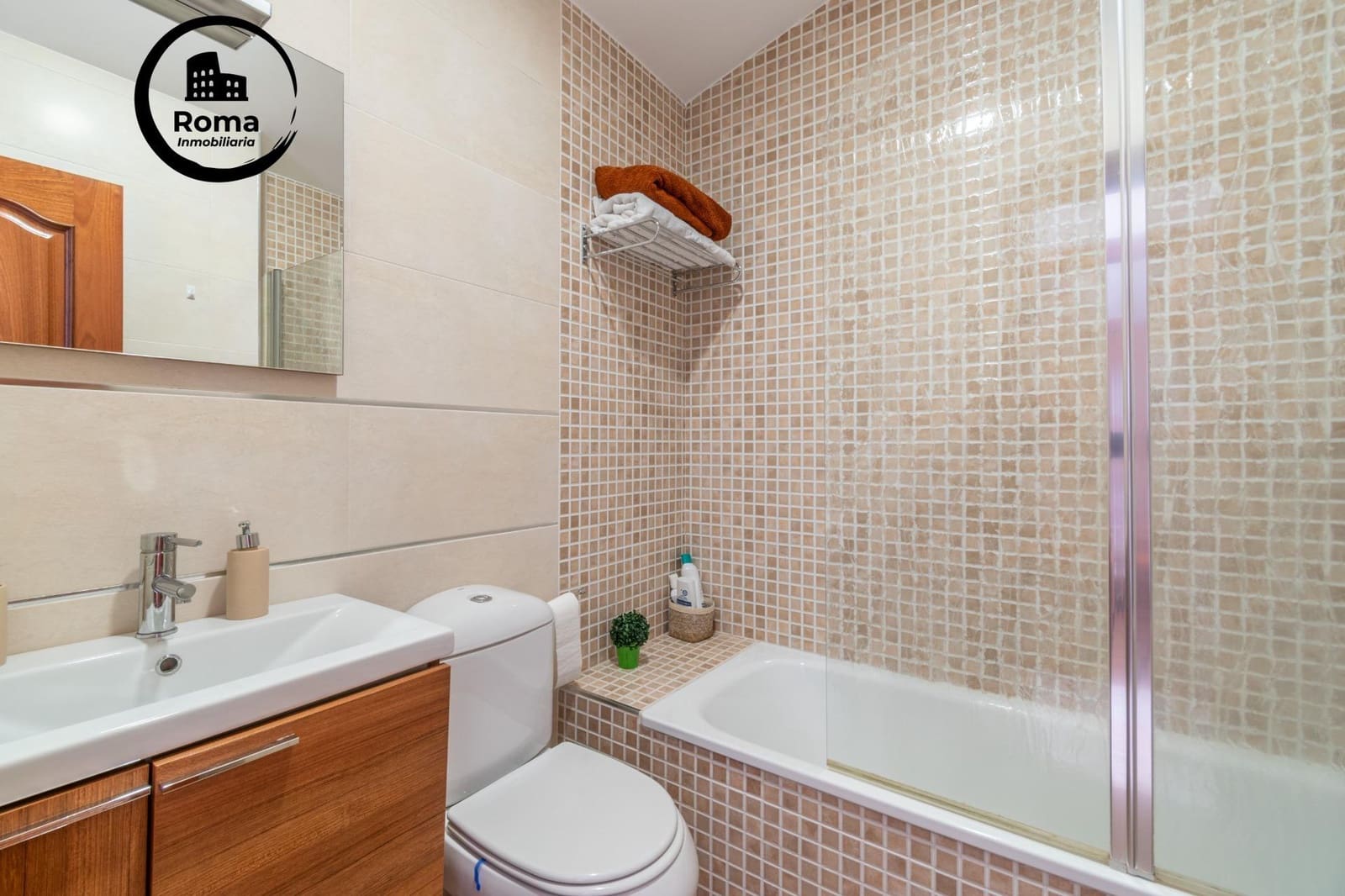 5 slaapkamer Halfvrijstaande villa te koop in Granada stad met zwembad garage - € 410.000 (Ref: 9666712)