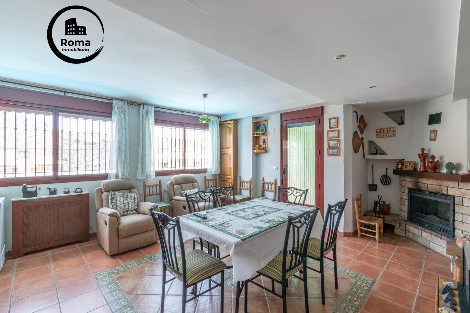 5 slaapkamer Halfvrijstaande villa te koop in Granada stad met zwembad garage - € 410.000 (Ref: 9666712)