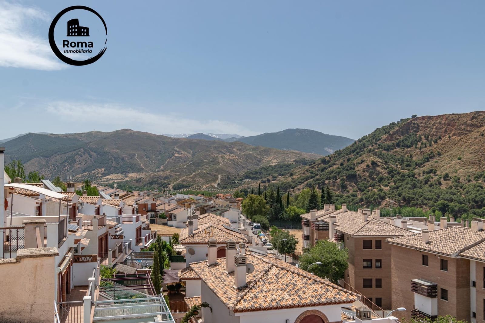 5 slaapkamer Halfvrijstaande villa te koop in Granada stad met zwembad garage - € 410.000 (Ref: 9666712)