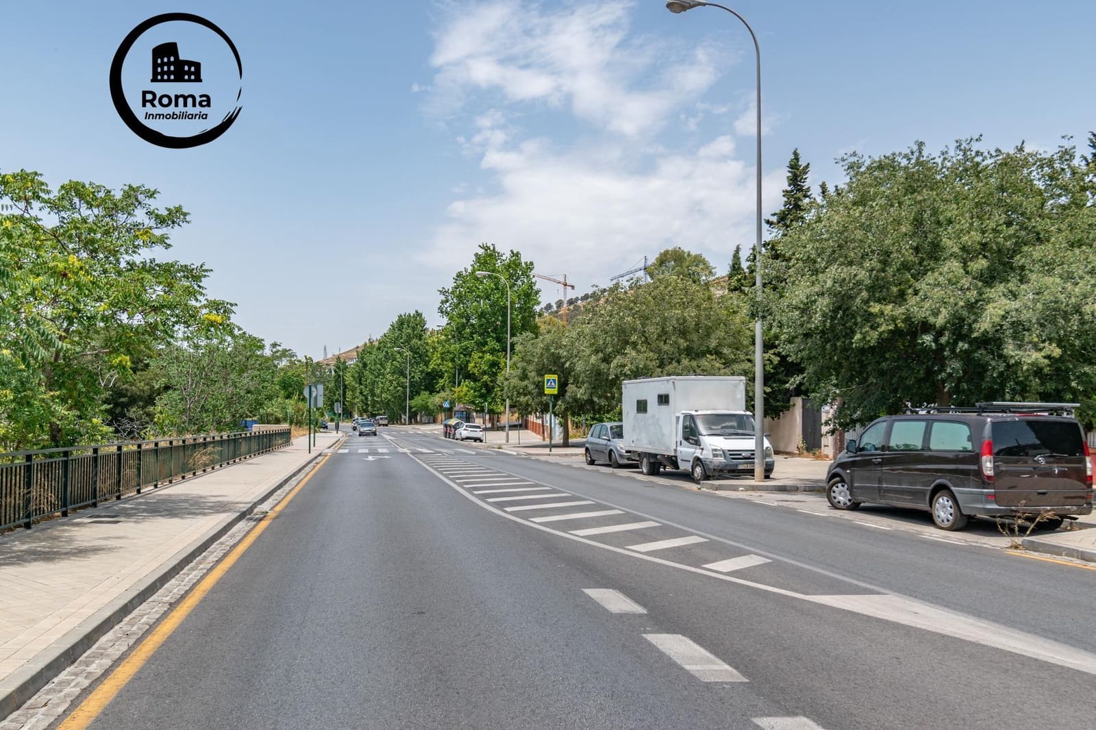 5 slaapkamer Halfvrijstaande villa te koop in Granada stad met zwembad garage - € 410.000 (Ref: 9666712)