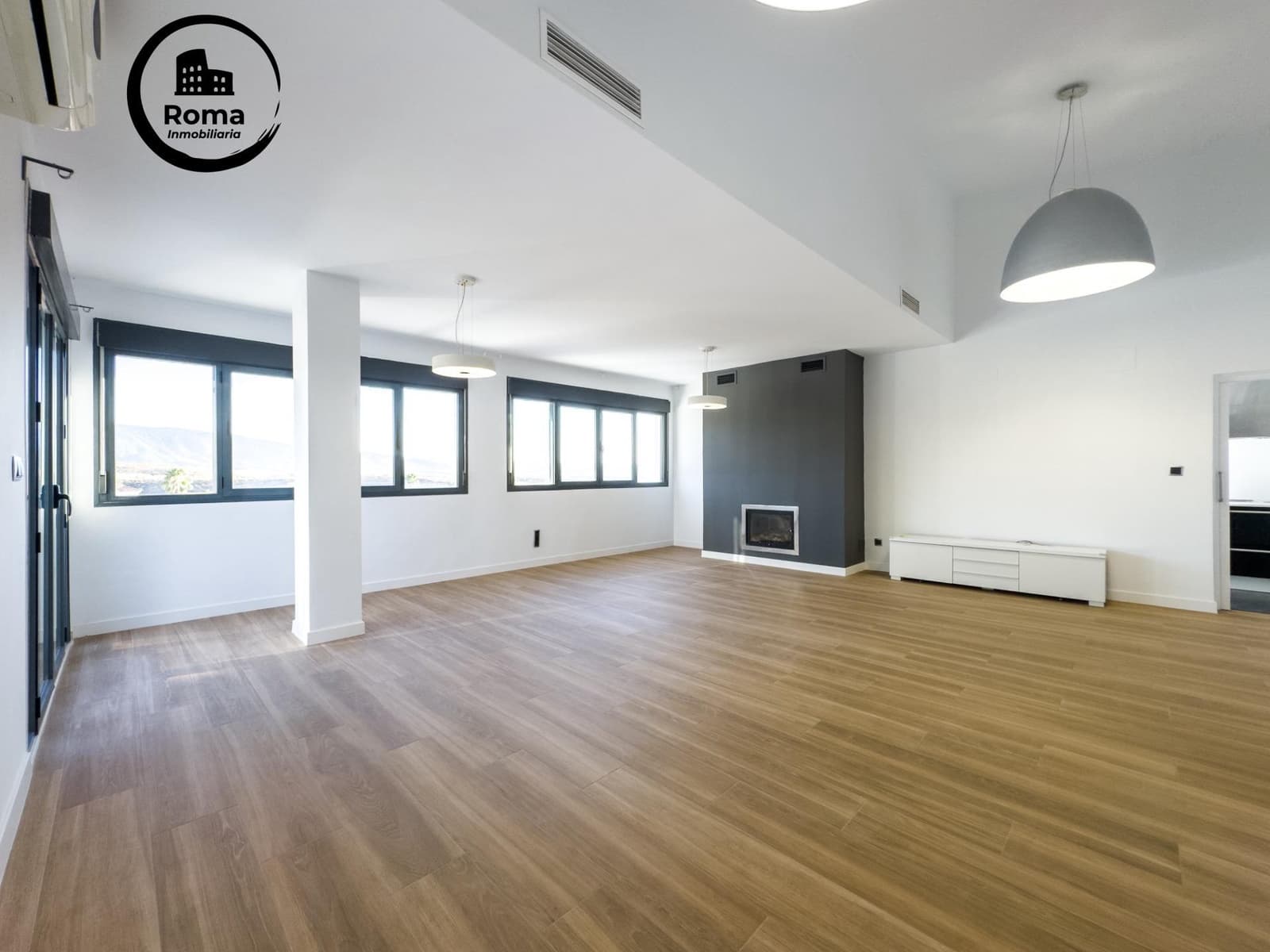 5 sovrum Villa till salu i La Zubia med pool garage - 799 000 € (Ref: 9670805)