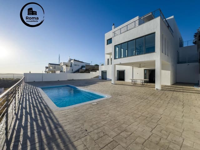 5 soverom Villa til salgs i La Zubia med svømmebasseng garasje - € 799 000 (Ref: 9670805)