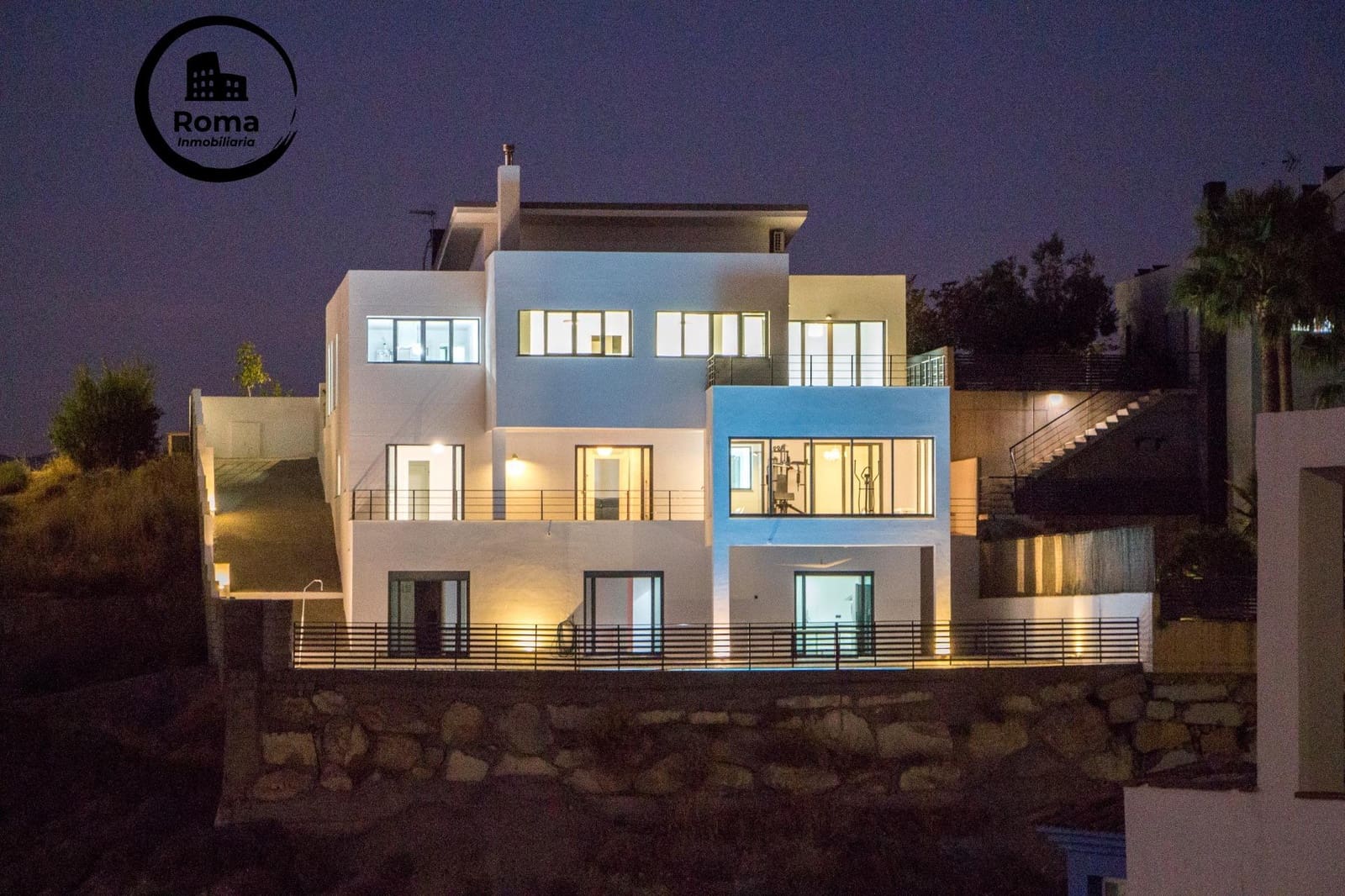 5 sovrum Villa till salu i La Zubia med pool garage - 799 000 € (Ref: 9670805)