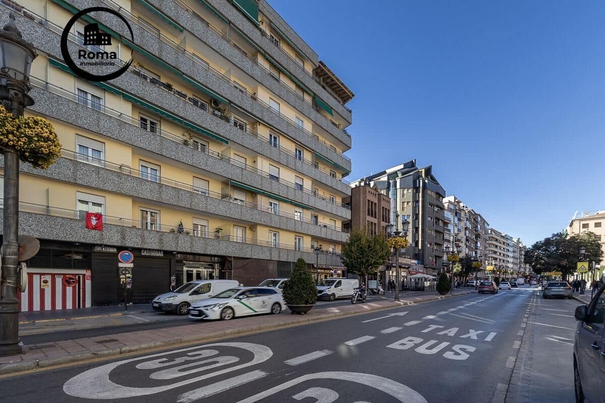 3 slaapkamer Flat te koop in Granada stad - € 420.000 (Ref: 9670807)
