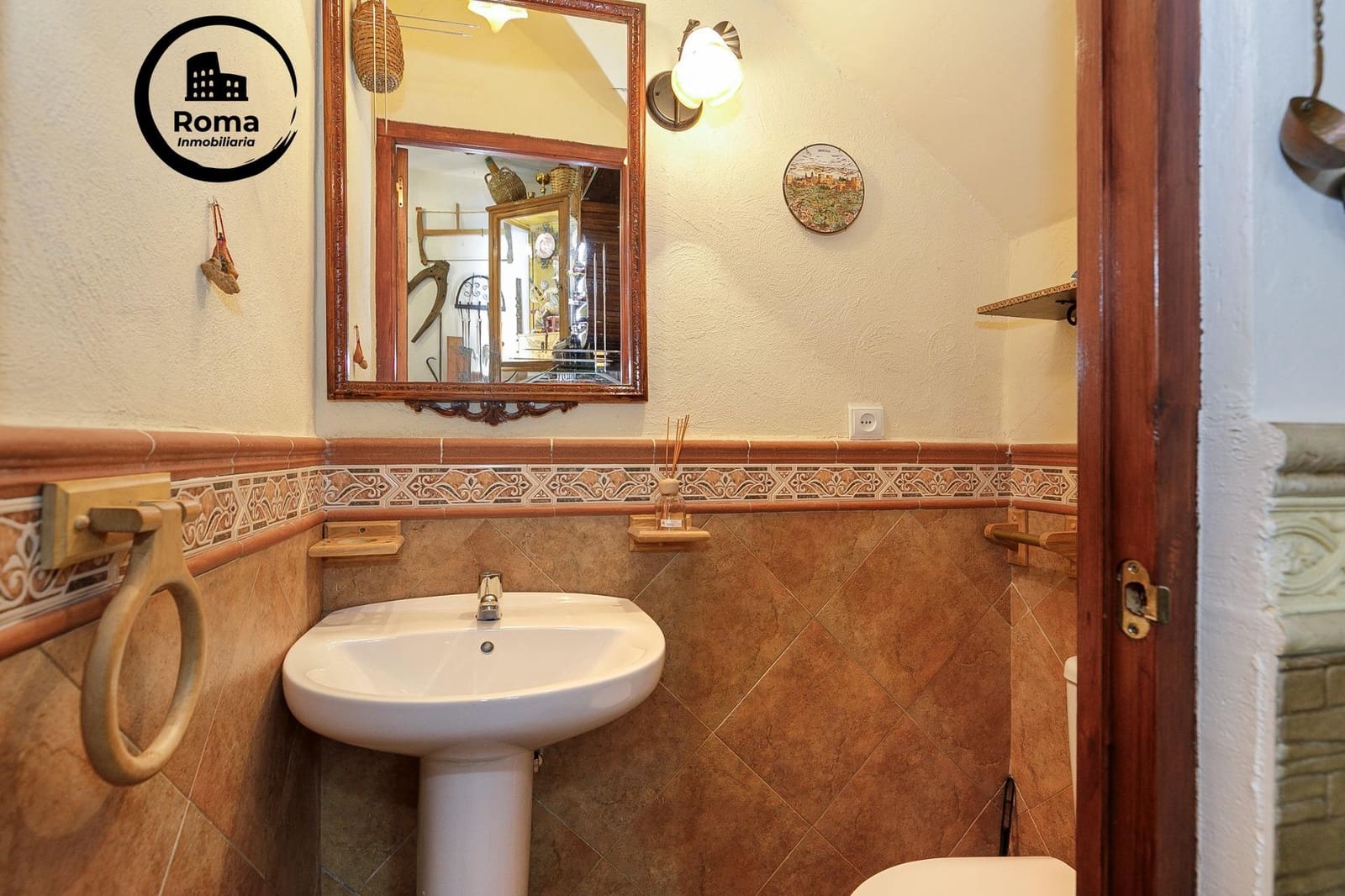 3 bedroom Terraced Villa for sale in Cenes de la Vega with garage - € 272,000 (Ref: 9670813)