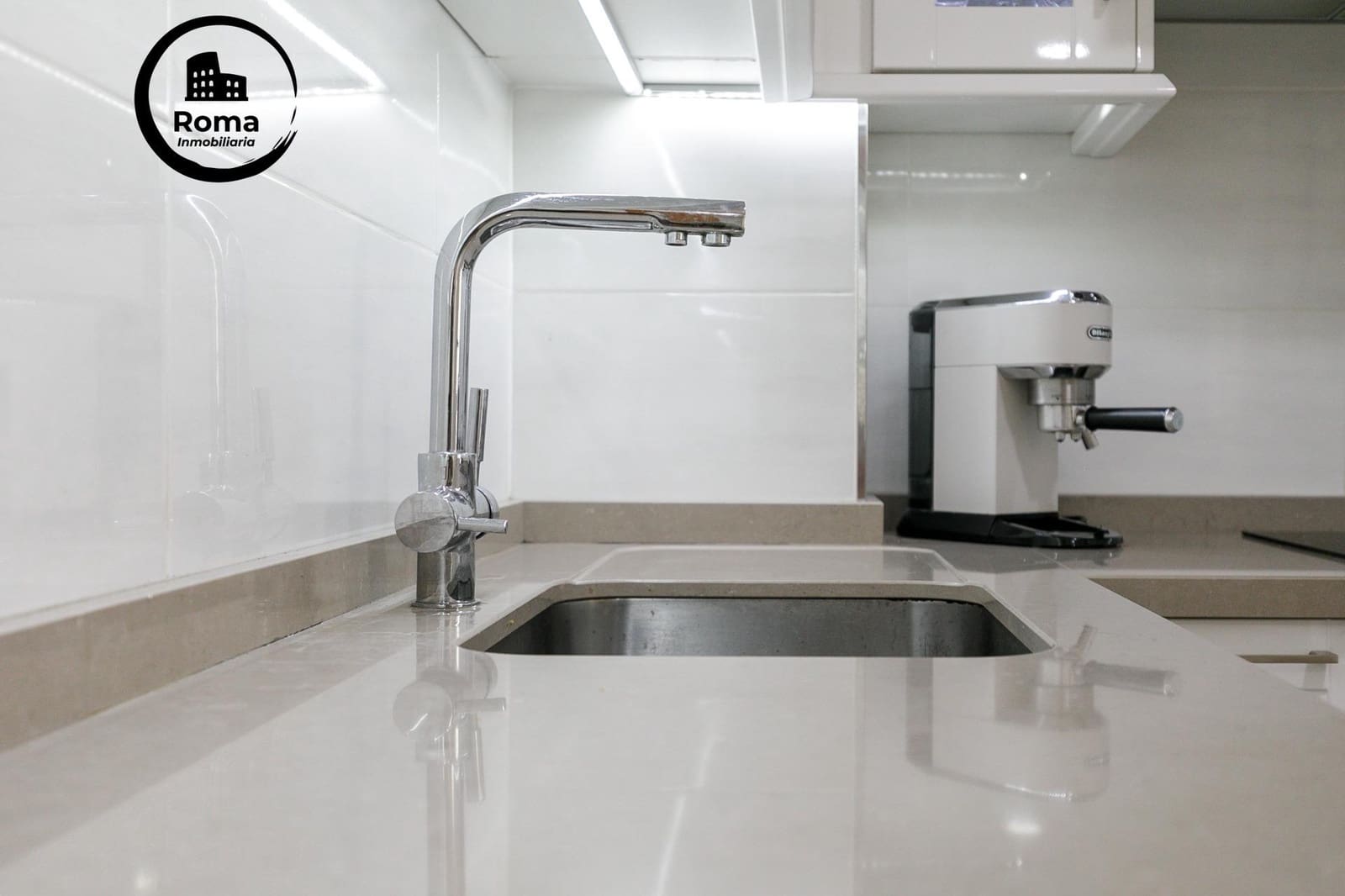 3 bedroom Terraced Villa for sale in Cenes de la Vega with garage - € 272,000 (Ref: 9670813)