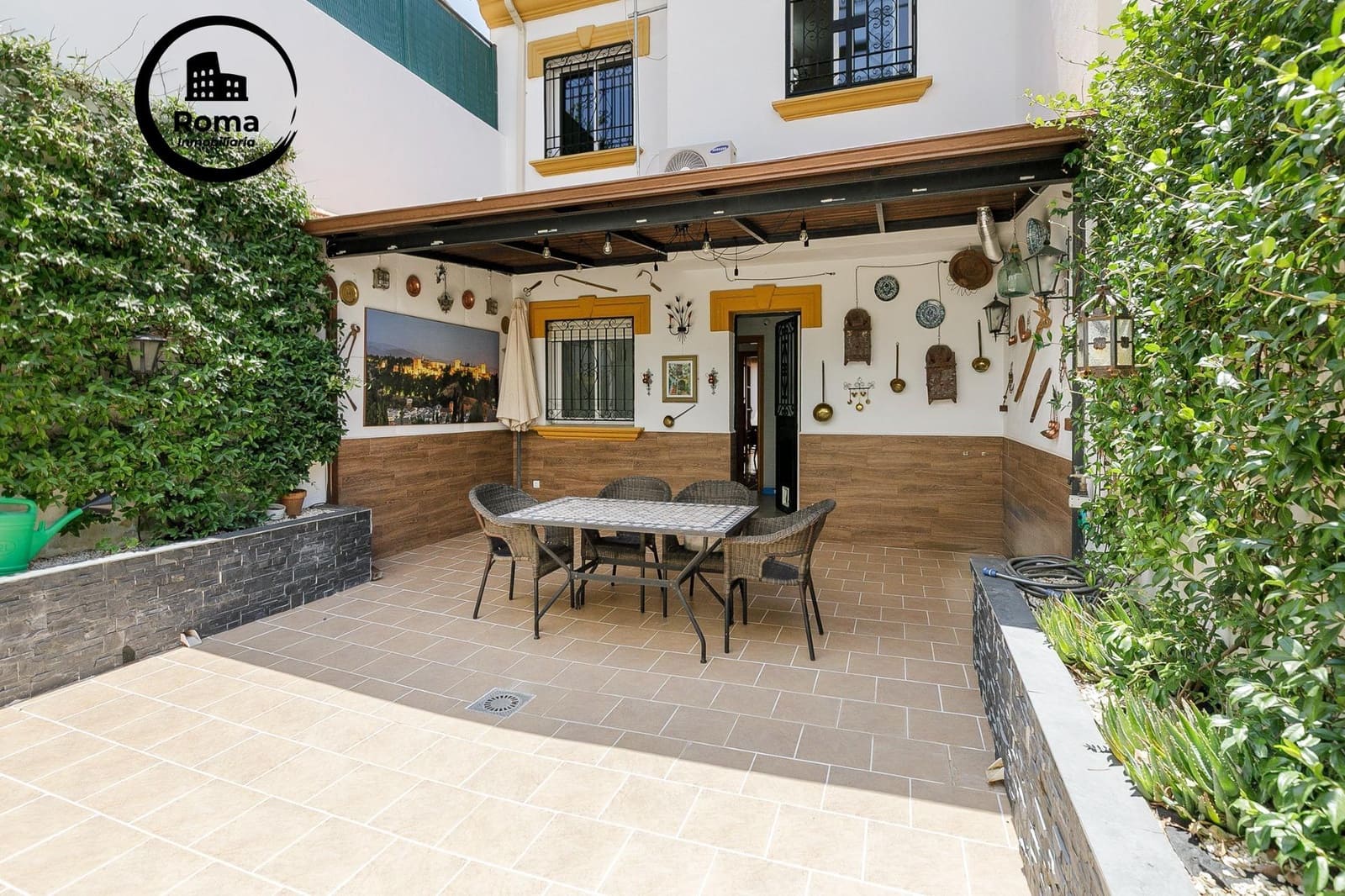 3 bedroom Terraced Villa for sale in Cenes de la Vega with garage - € 272,000 (Ref: 9670813)
