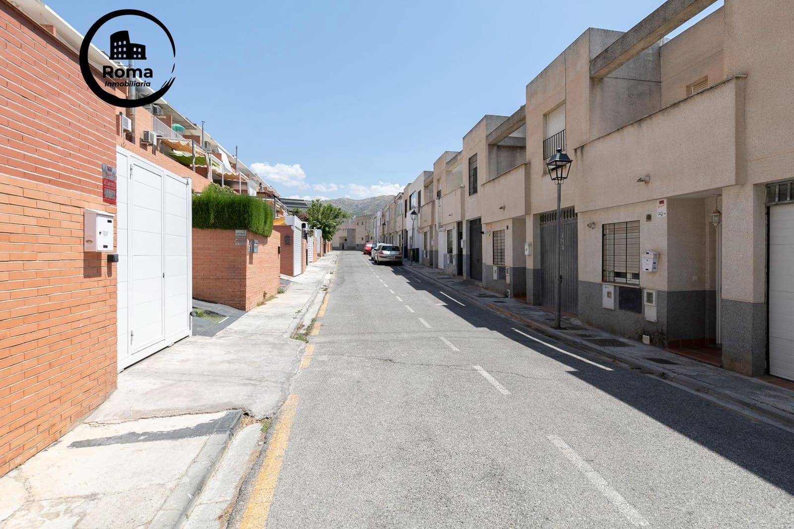 3 bedroom Terraced Villa for sale in Cenes de la Vega with garage - € 272,000 (Ref: 9670813)