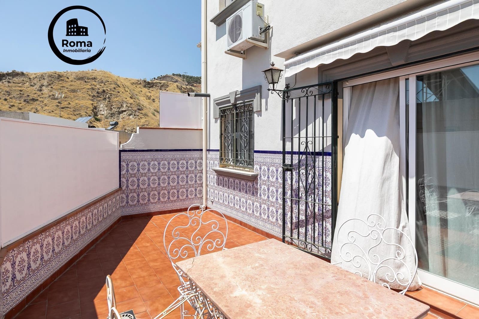 3 bedroom Terraced Villa for sale in Cenes de la Vega with garage - € 272,000 (Ref: 9670813)