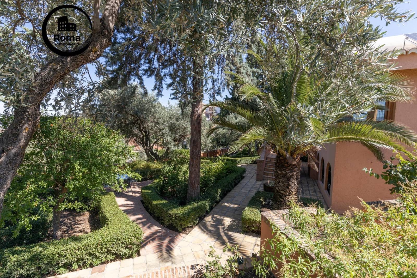 11 sovrum Villa till salu i Huetor Vega med garage - 850 000 € (Ref: 9670815)