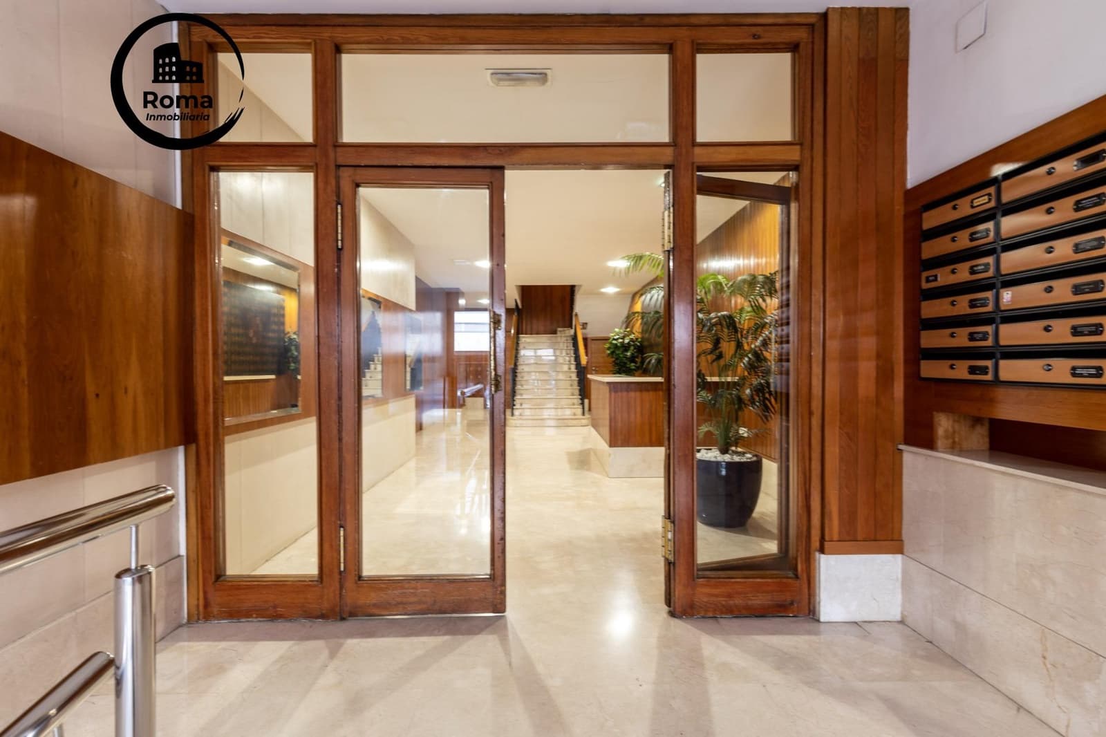 7 soveværelse Lejlighed til salg i Granada by med garage - € 850.000 (Ref: 9670817)