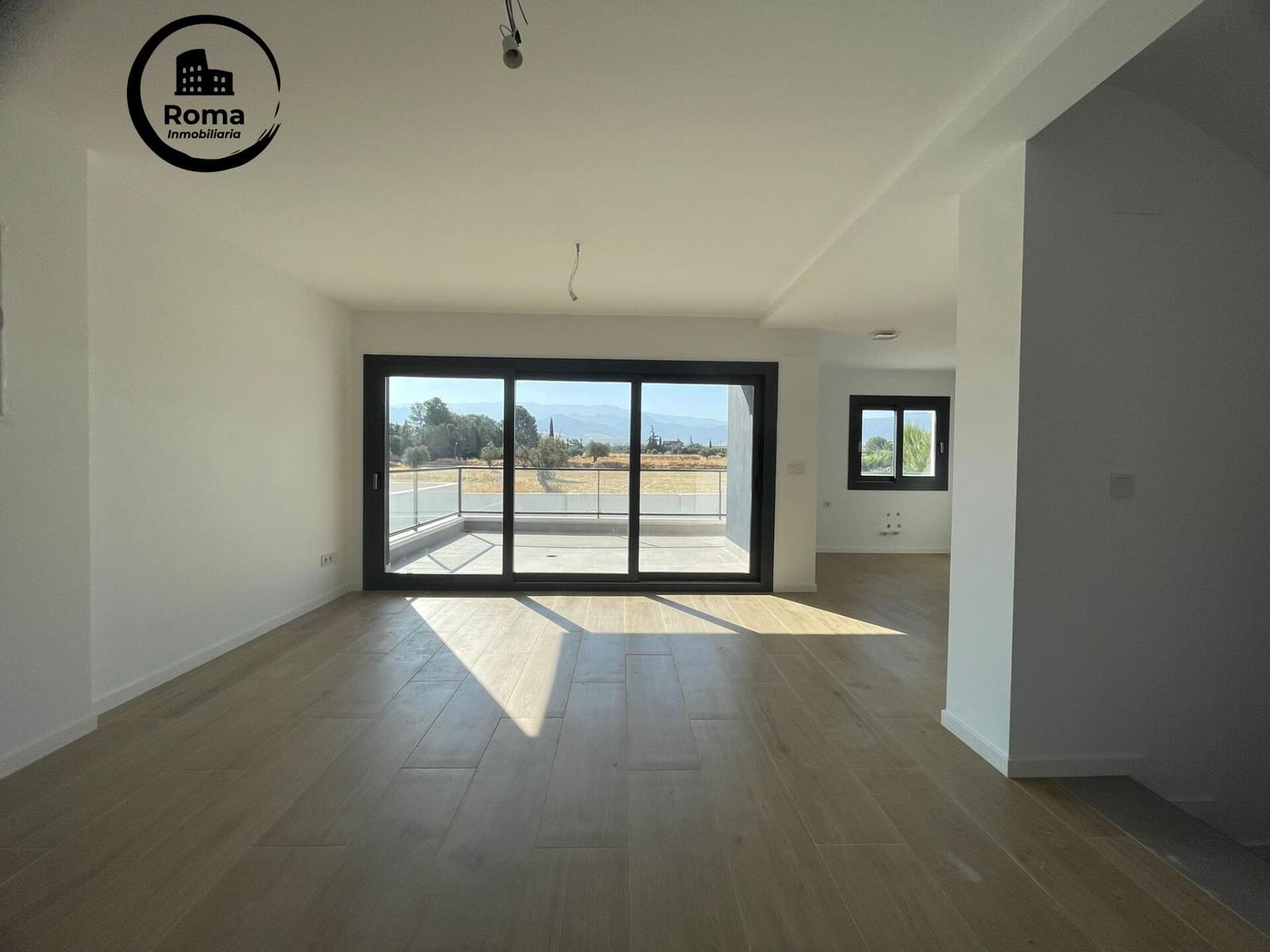 5 sypialnia Willa na sprzedaż w Alhendin z basenem garażem - 450 000 € (Ref: 9670818)