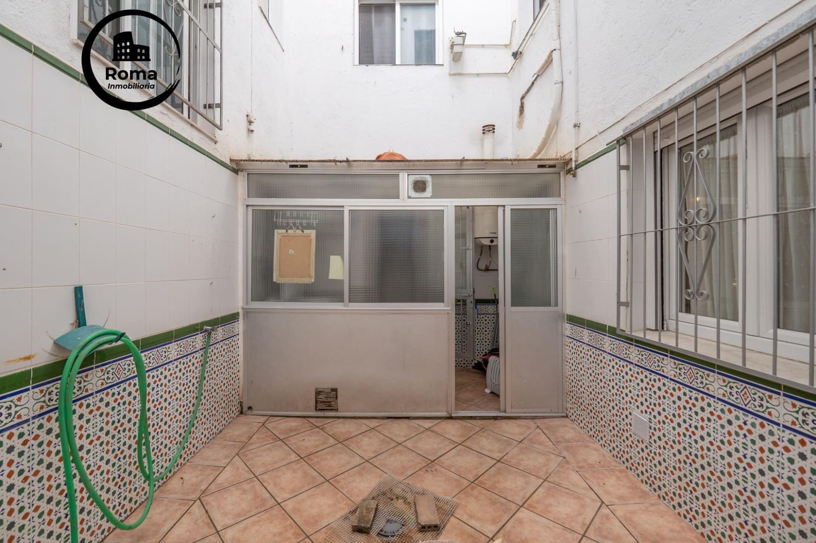 2 sovrum Lägenhet till salu i Granada stad med garage - 195 000 € (Ref: 9670826)