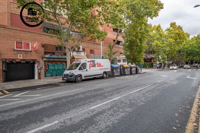 Garage zu verkaufen in Granada Stadt - 45.000 € (Ref: 9670827)