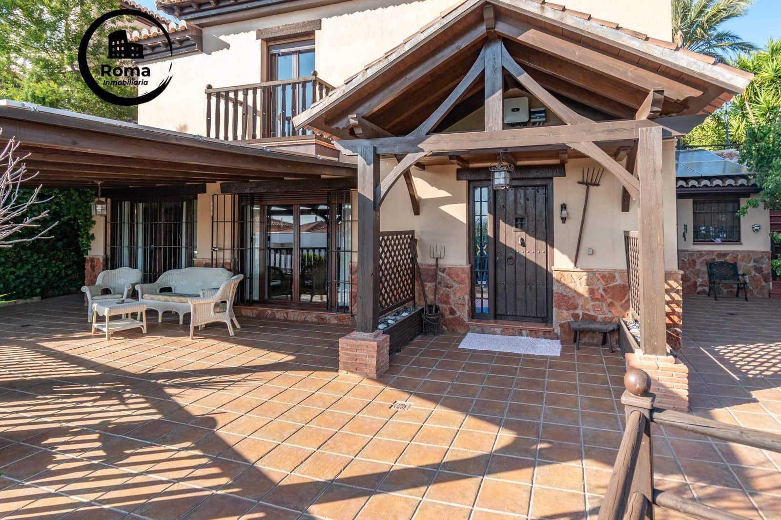 Chalet de 4 habitaciones en Cenes de la Vega en venta con garaje - 890.000 € (Ref: 9670829)