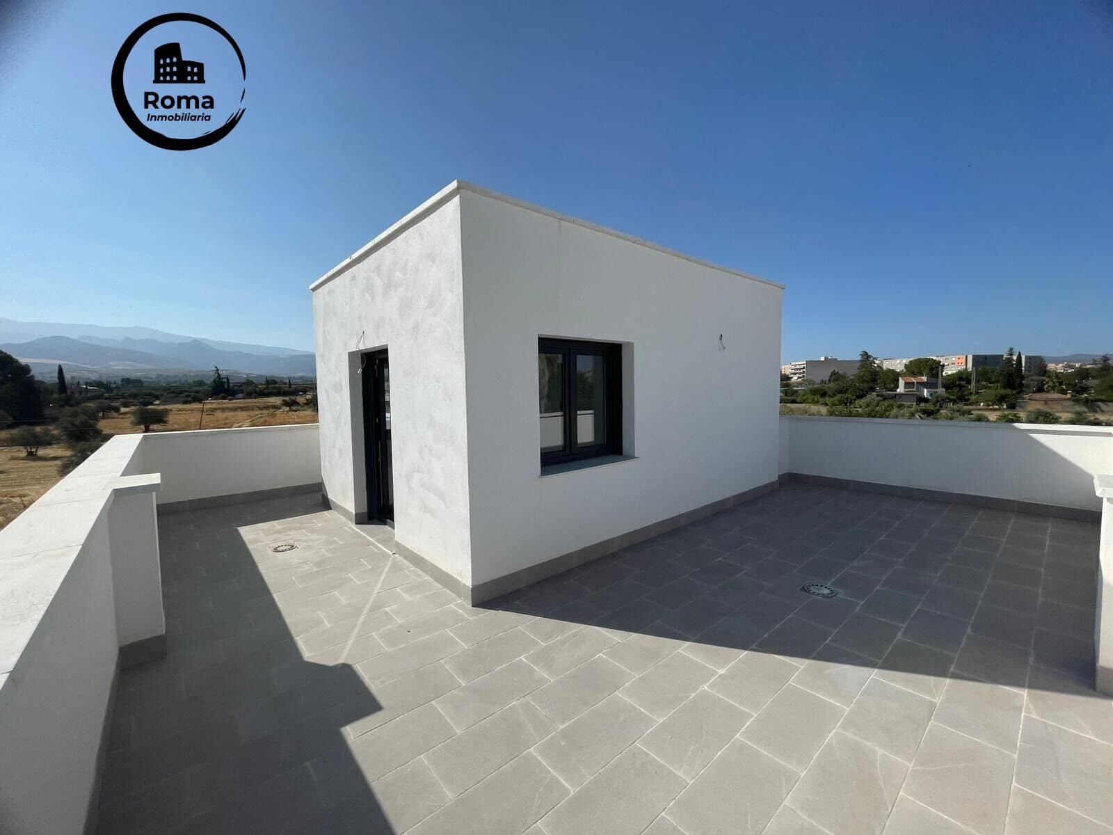 5 sypialnia Willa na sprzedaż w Alhendin z basenem garażem - 450 000 € (Ref: 9670832)